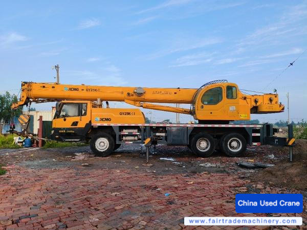 Buy XCMG 25K Used Crane / 1